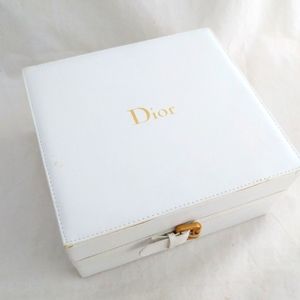 SOLD ✅💲DIOR jewelry box/storage box